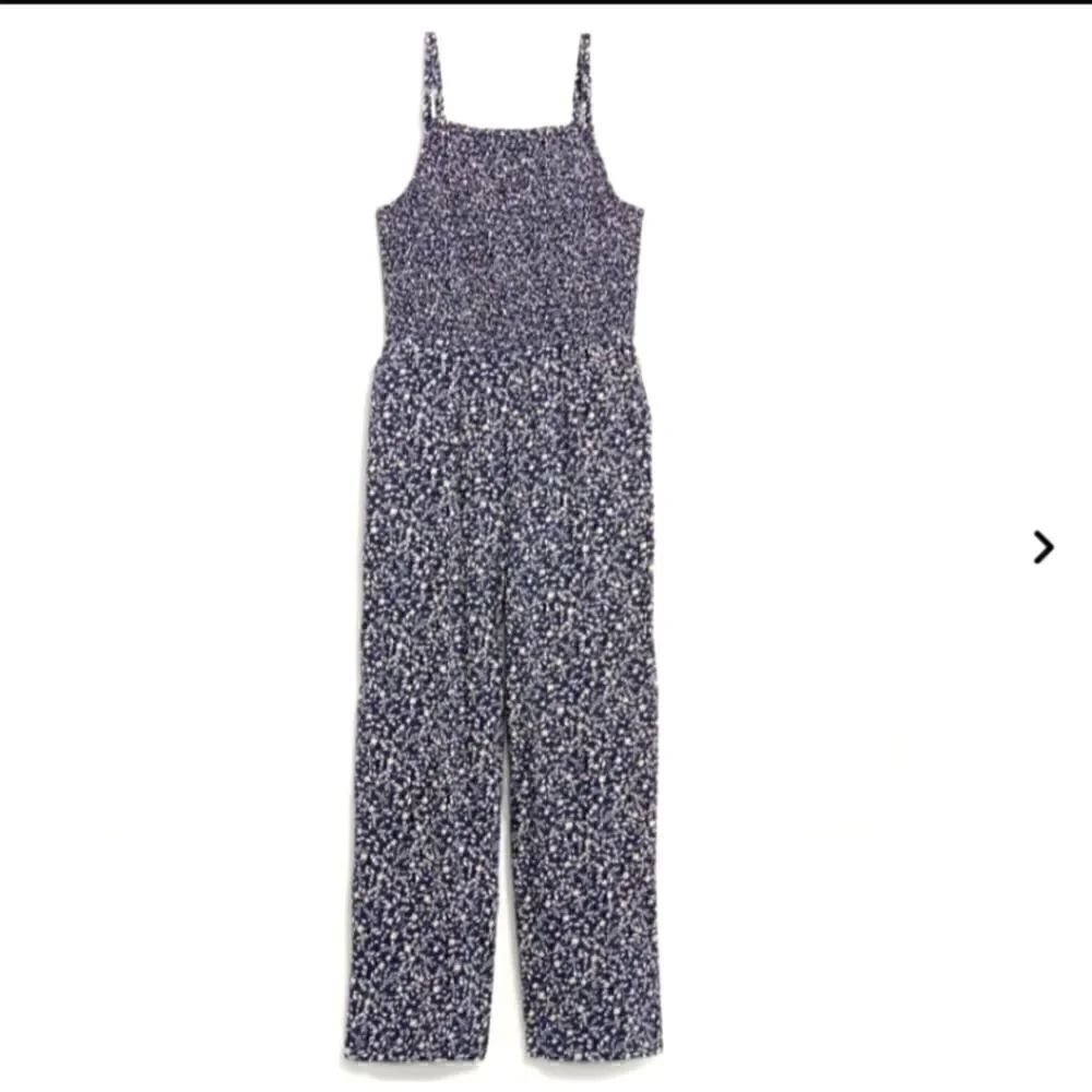 NWT Old Navy Jumpsuit Floral